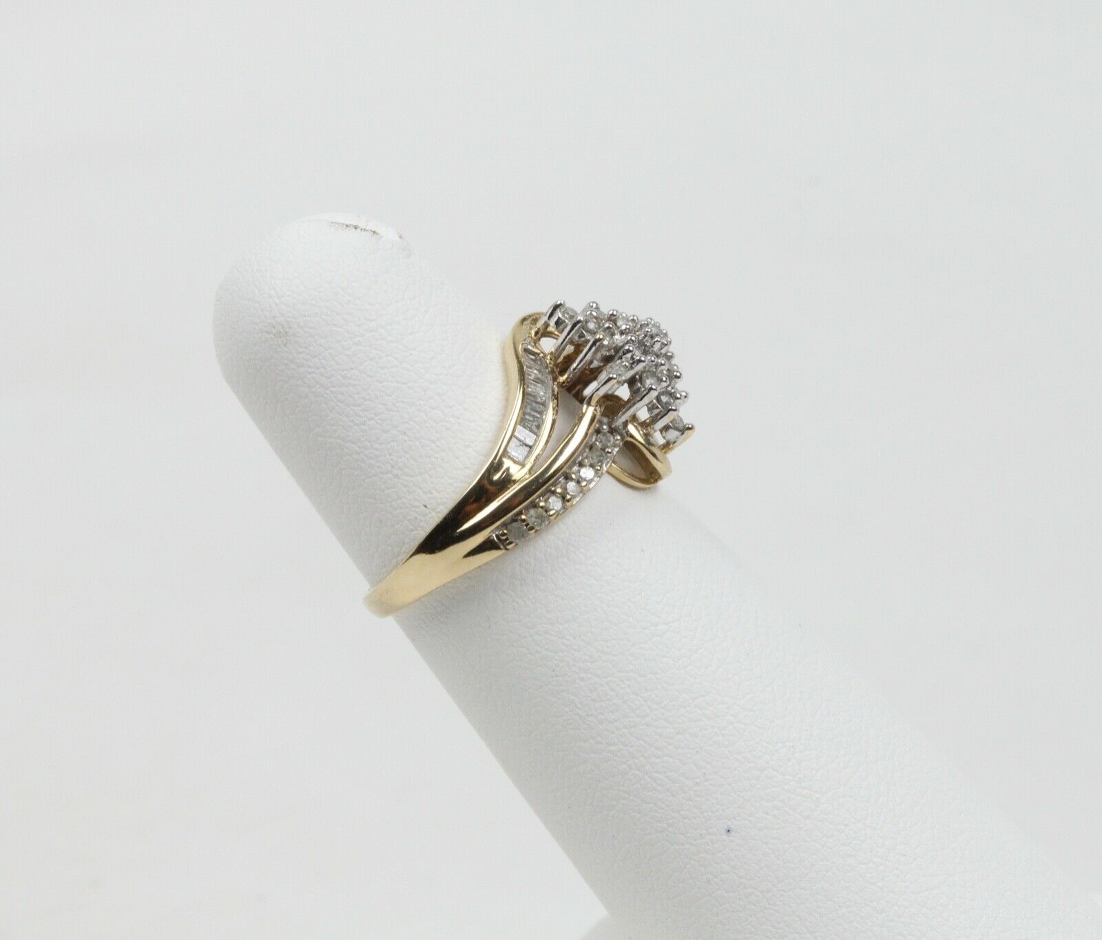 Vintage Cluster Bypass Diamonds 10K Yellow Gold Ring