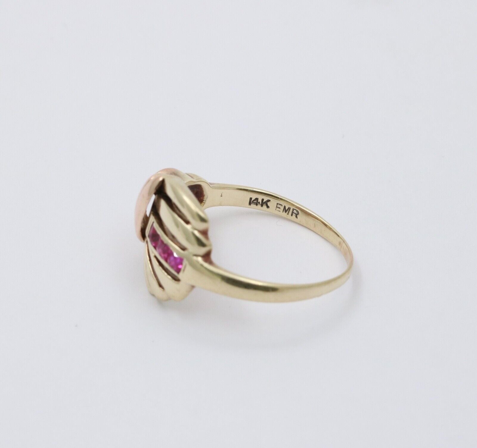 Vintage Seashell Ruby 14K Yellow Rose Gold Ring