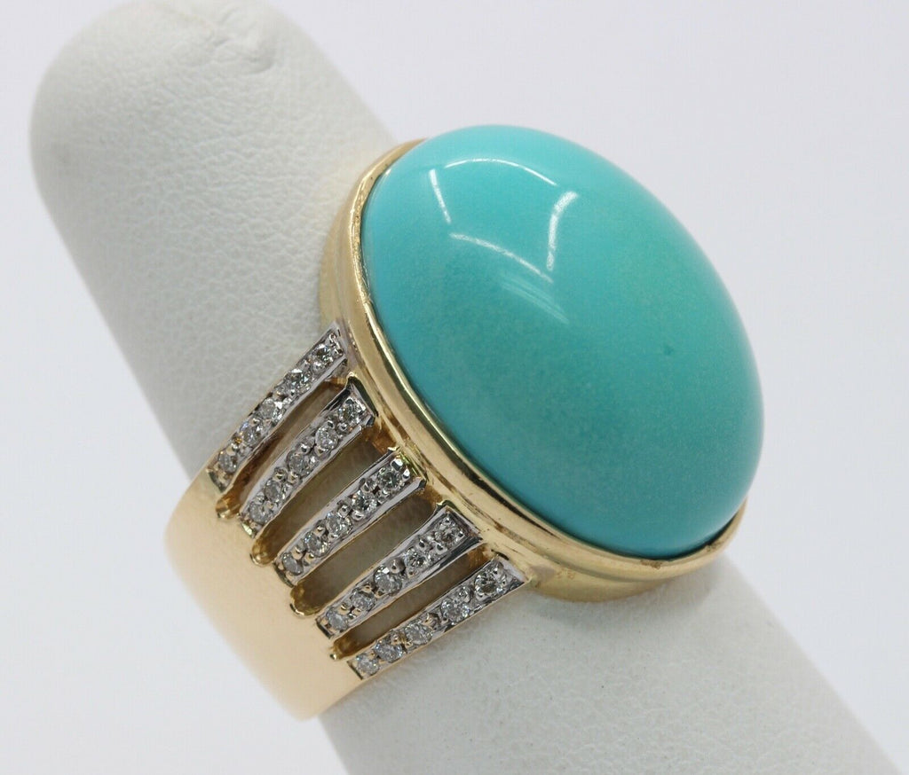 Vintage and Huge Turquoise Diamonds 18K Yellow Gold Cocktail Ring