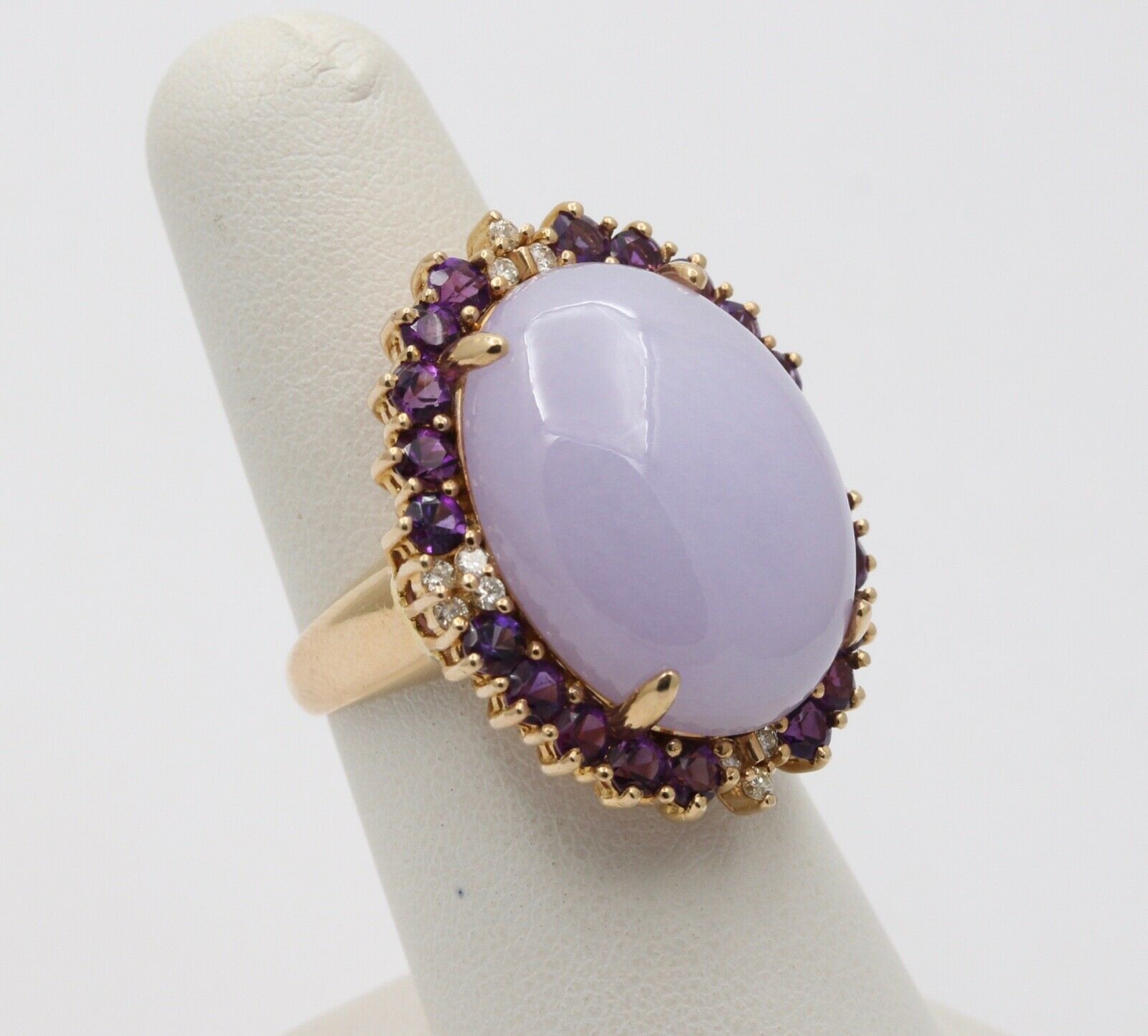Vintage Cocktail Lavender Amethyst Diamonds 14K Yellow Gold Ring
