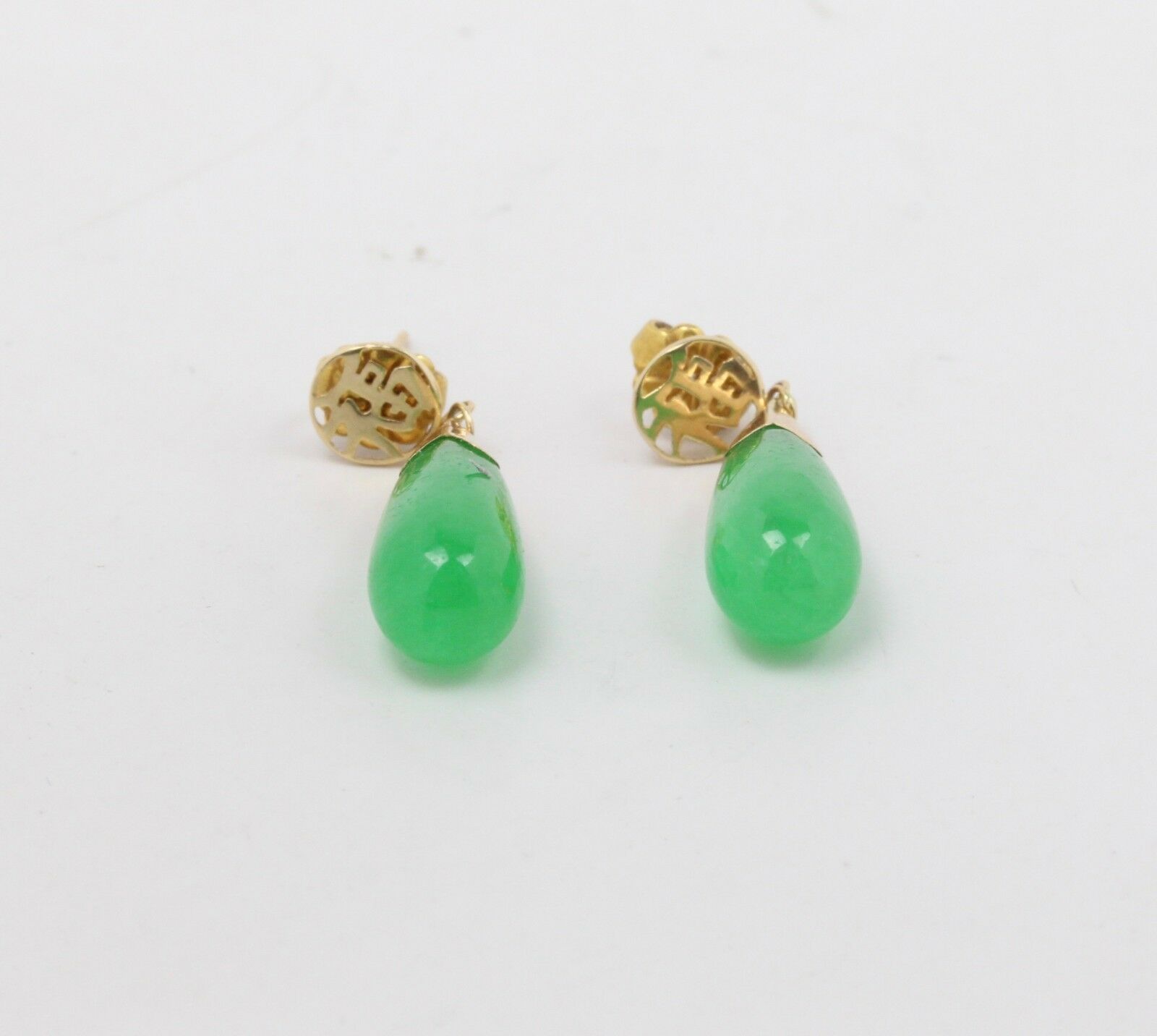 Vintage Ladies Jade 14K Yellow Gold Hanging Earrings