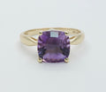 Vintage Ladies Amethyst 10K Yellow Gold Ring
