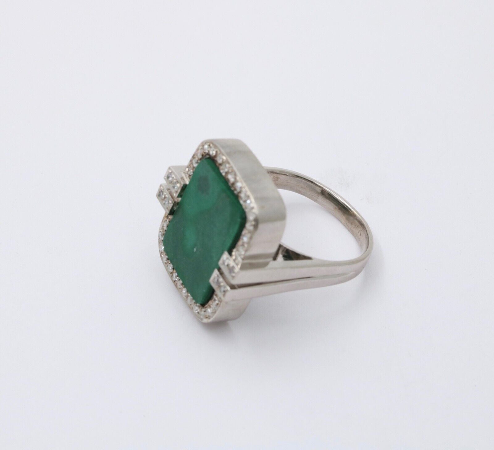Vintage Aventurine and Diamond 14K White Gold Ring, Statement Ring 12.4 grams
