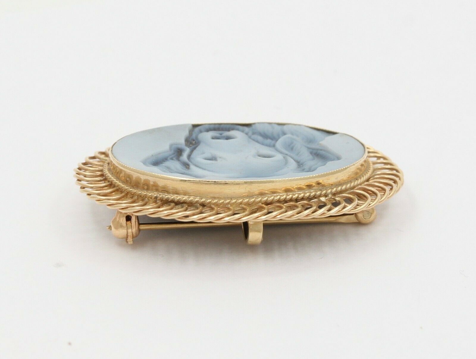 Vintage 14K Yellow Gold Dog Engraved Brooch