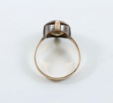 Load image into Gallery viewer, Antique England 9K Gold Gold Citrine Ring. Solitaire Ring.
