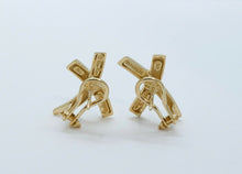 Load image into Gallery viewer, Tiffany and Co Paloma Picasso 18K Yellow Gold Graffiti X Earrings
