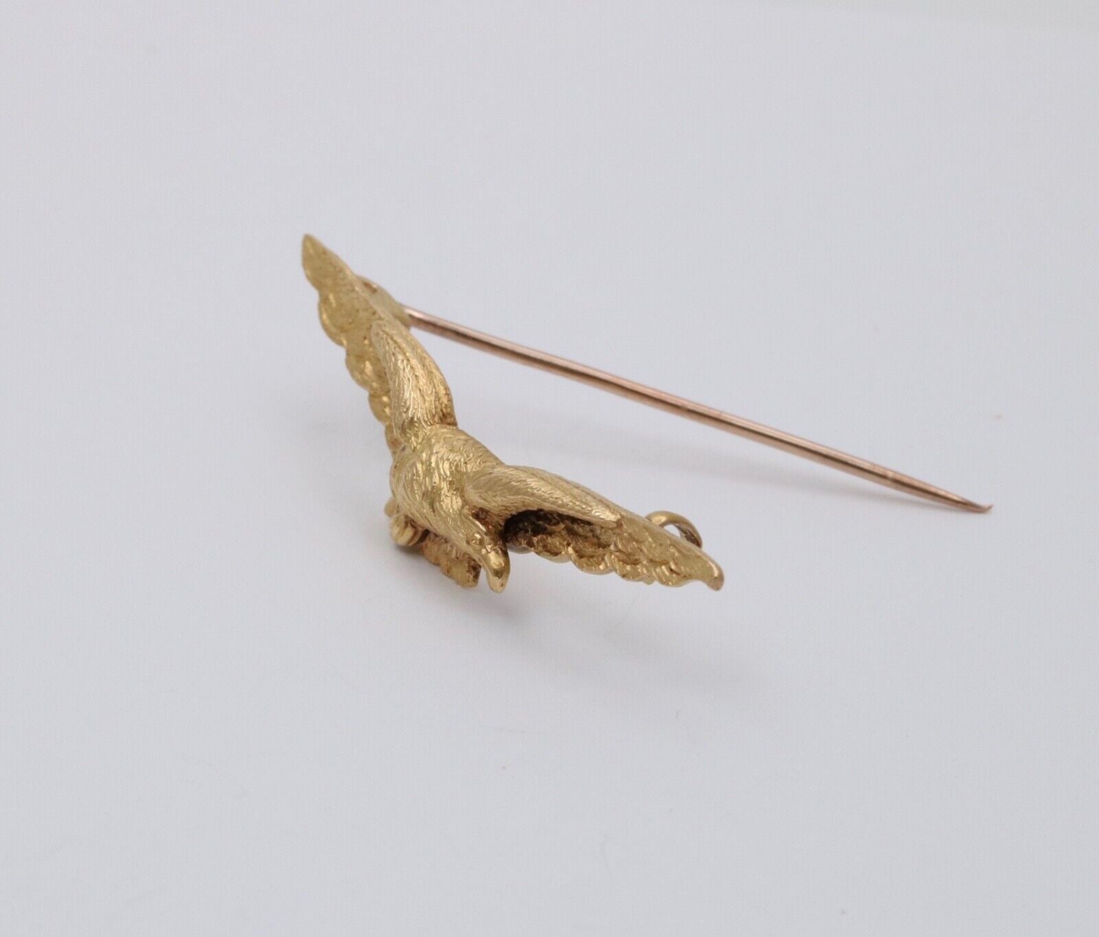 Vintage 18K Yellow Gold Open Winged Eagle Brooch Pin.