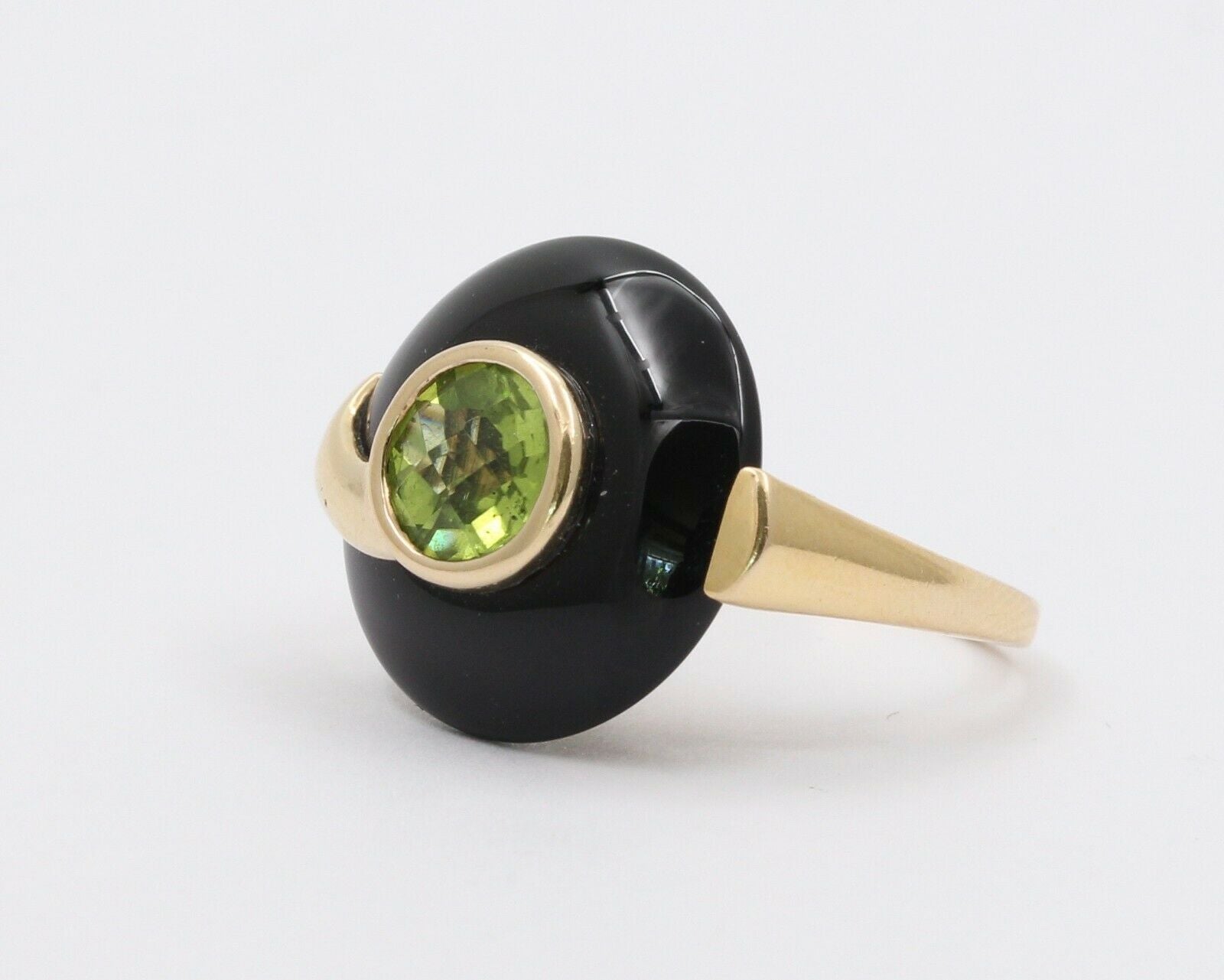 Vintage Silver Plated in Gold Onyx Peridot Ring