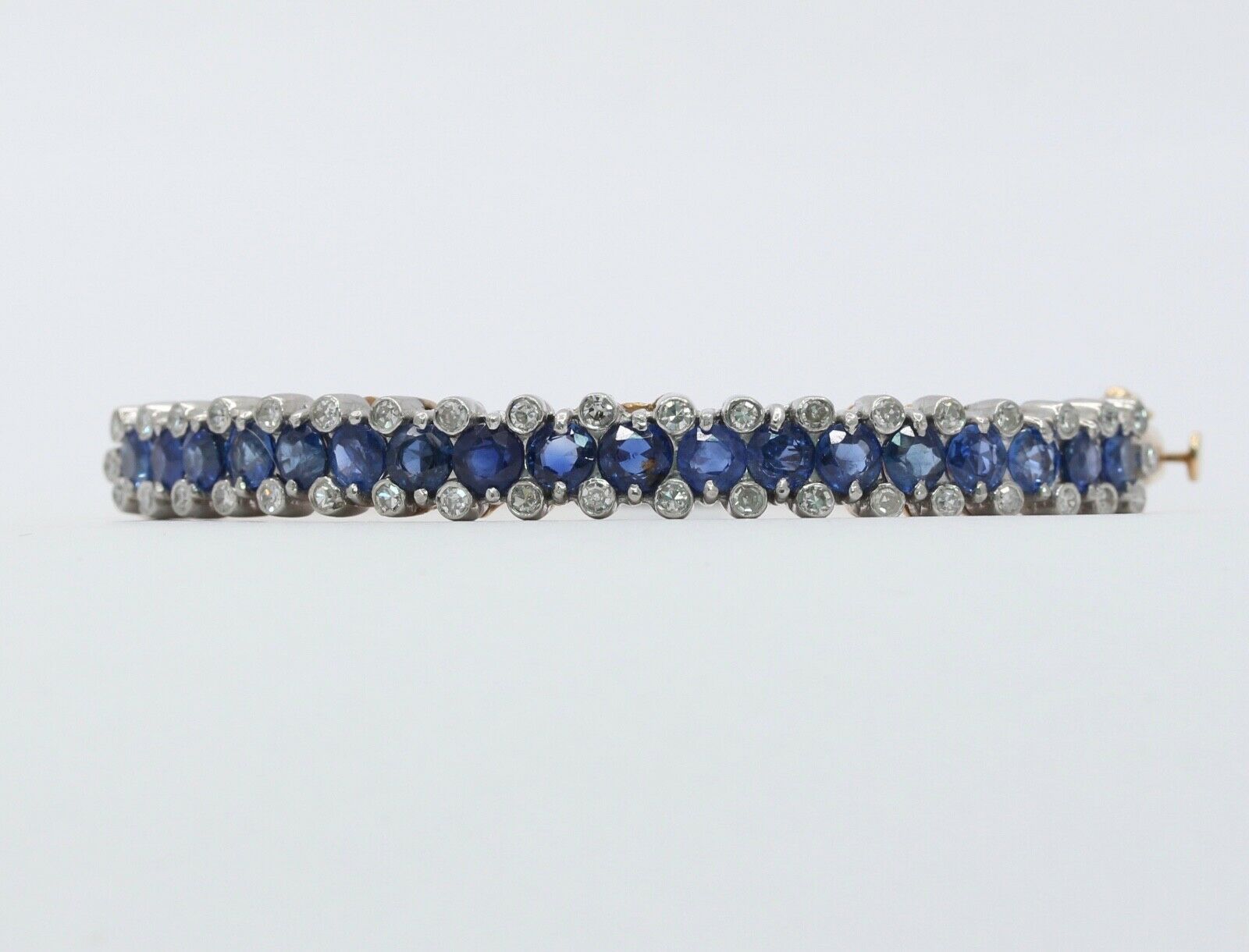 Lovely Vintage Ladies Bangle Bracelet 14K Sapphires Diamonds