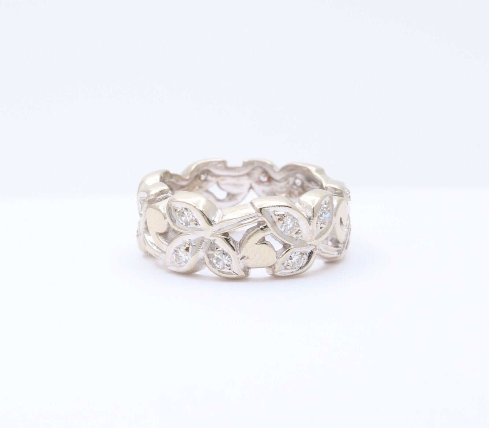 Vintage 14K White Gold Diamond Wide Ring Band.