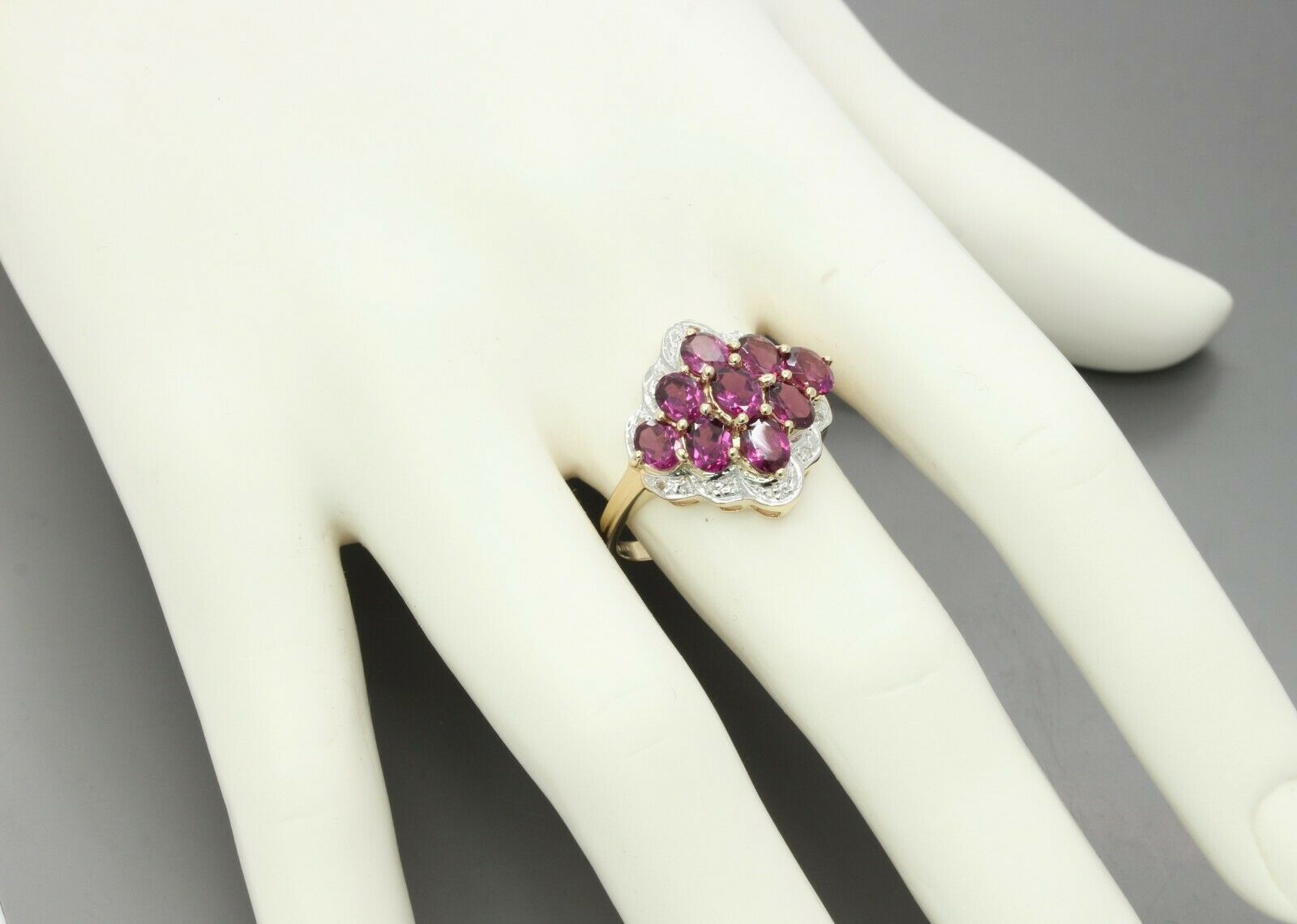 Vintage 10K Yellow Gold Diamond Amethyst Cluster Ring