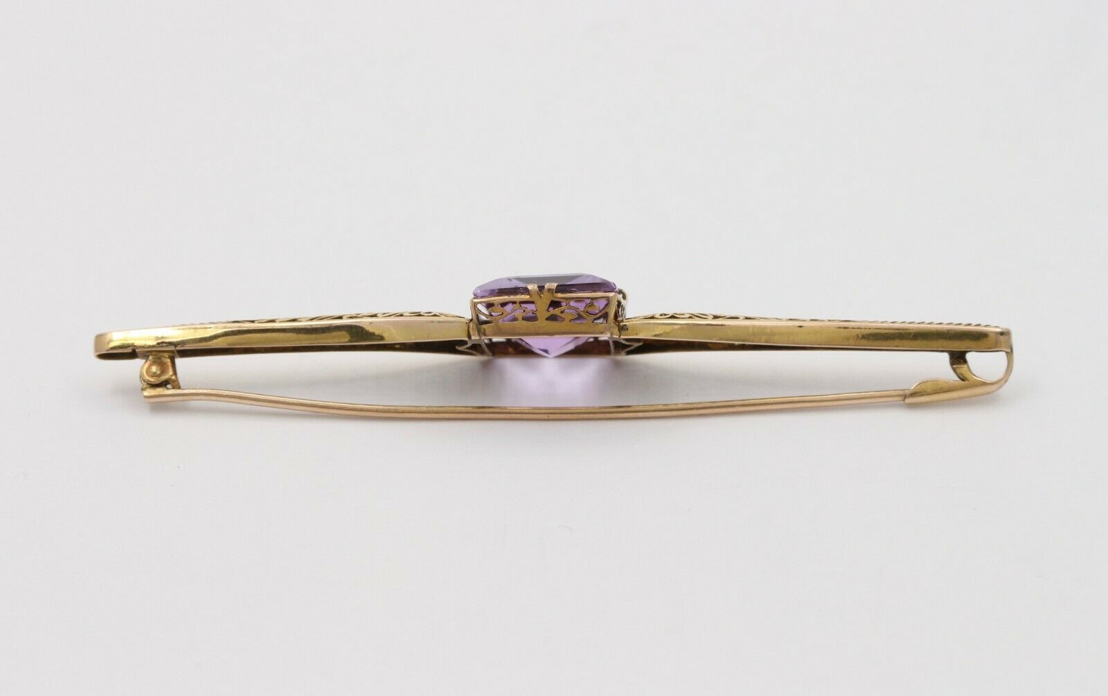 Antique Art Deco Amethyst 10K Yellow Gold Filigree Bar Pin