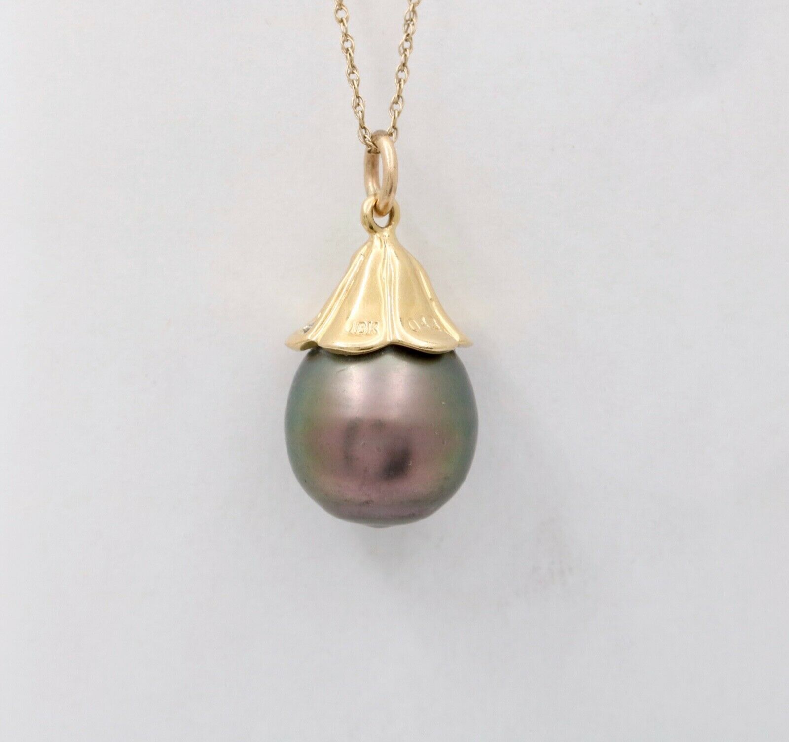 Vintage 18K Yellow Gold Baroque Black South Sea Pearl Diamond Pendant, Necklace