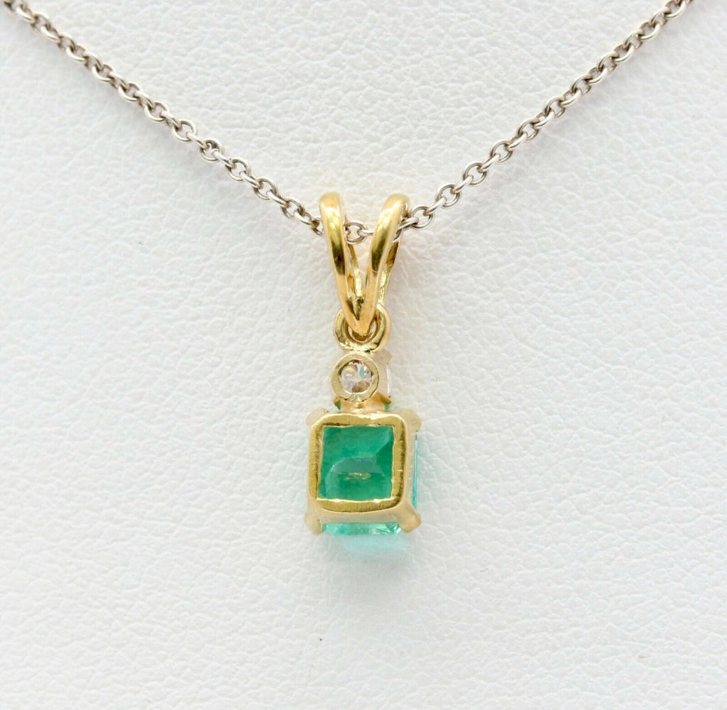 Vintage 18K Yellow Gold Emerald Diamond Pendant