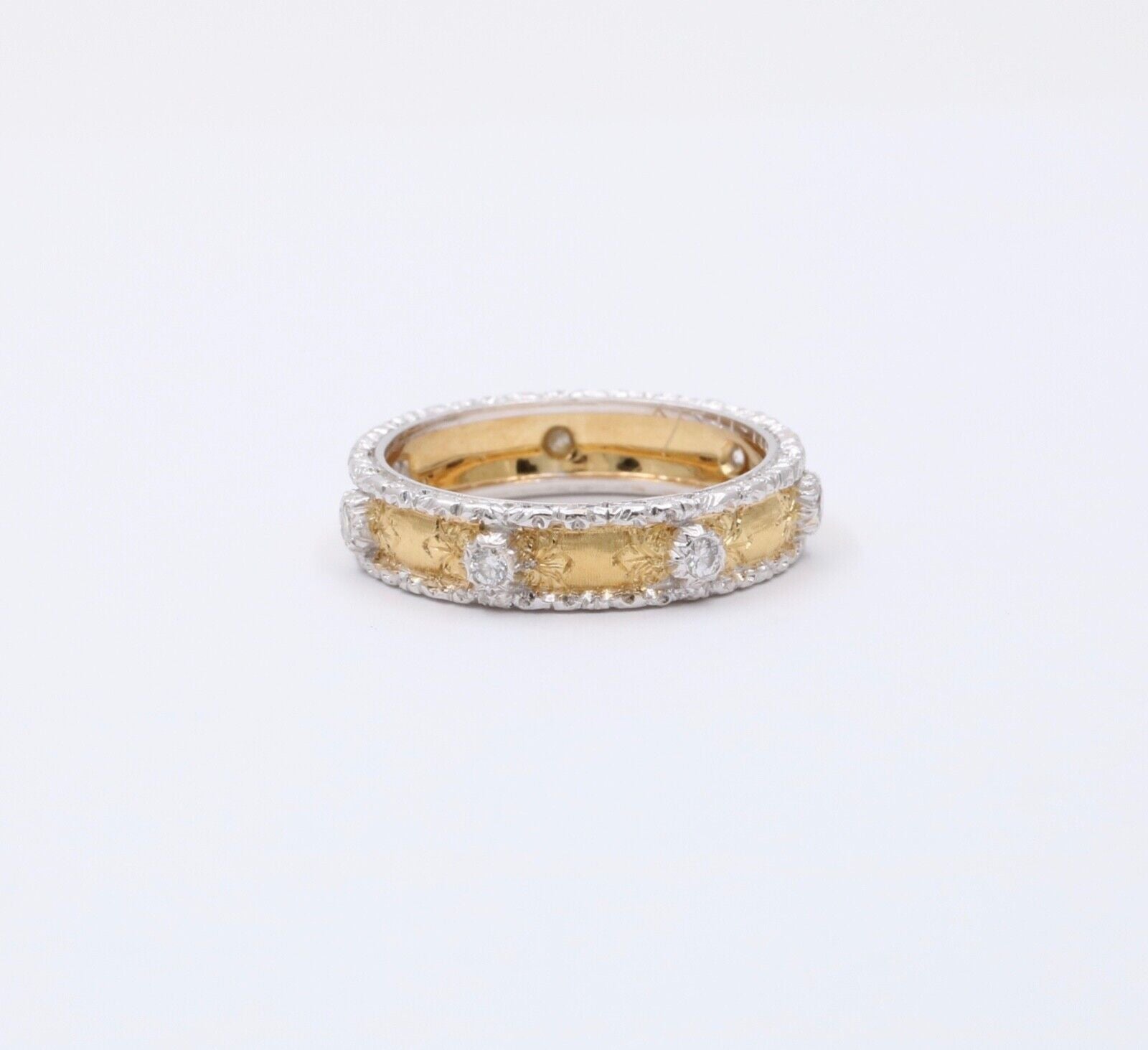 Vintage 18K Gold Mario Buccellati Diamond Ring Band.