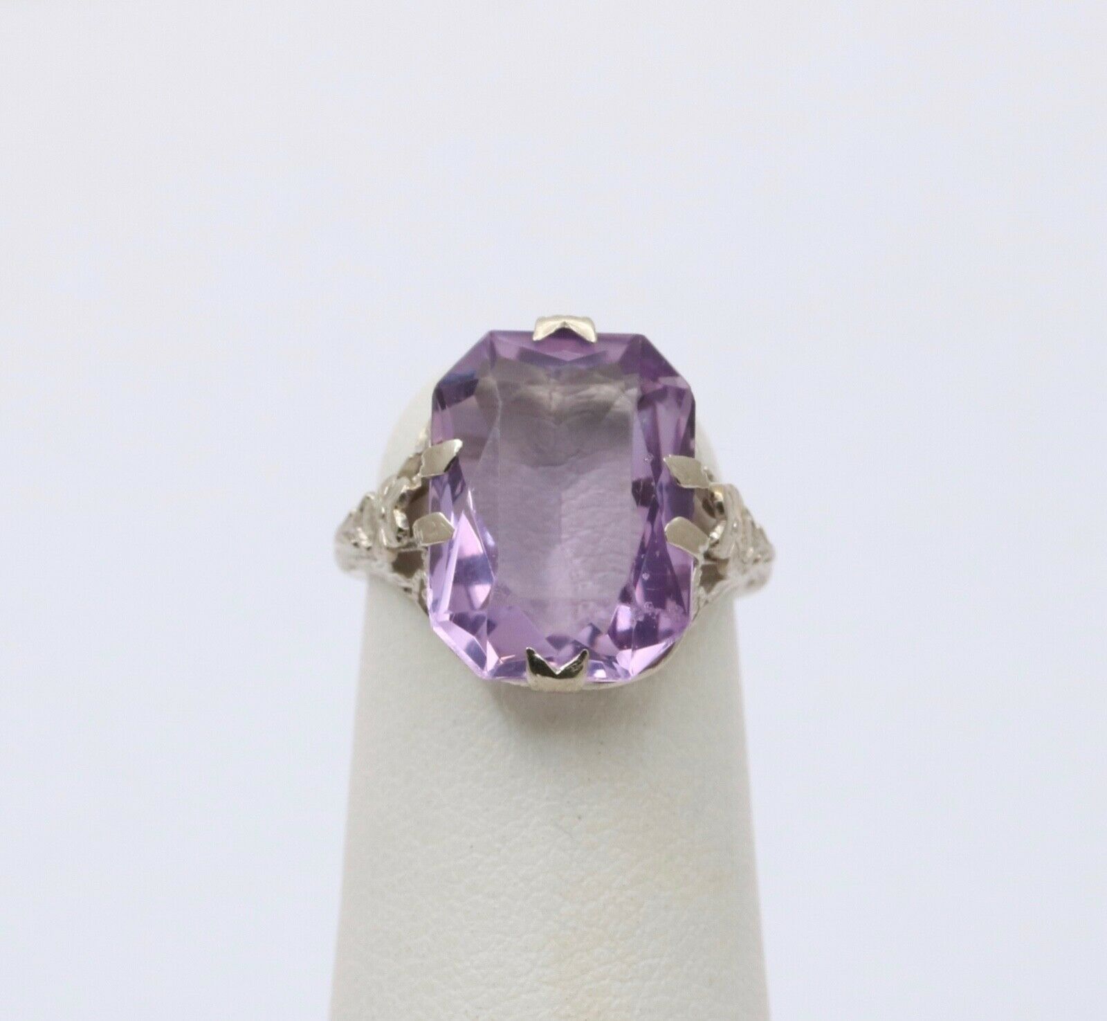 Art Deco Rose De France Amethyst 14K White Gold Ring