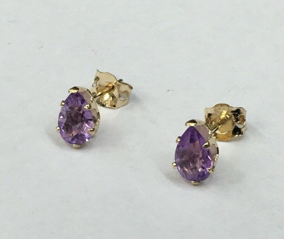 Vintage Ladies Amethyst 14K Yellow Gold Earrings