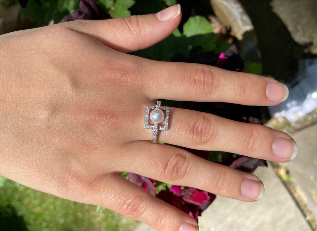 Mikimoto Pearl Diamonds 14K White Gold Ring