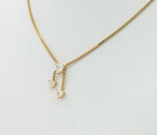 Load image into Gallery viewer, Vintage 18K Yellow Gold Diamond Box Chain Bow Tie Pendant
