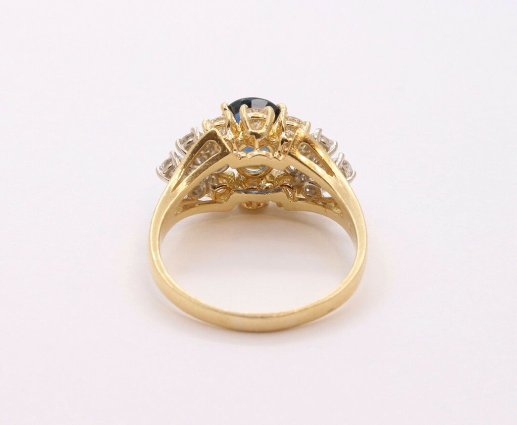 Beautiful Vintage Italian Ladies Blue Sapphire Diamonds 14K Yellow Gold Ring