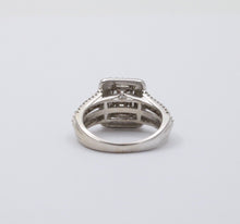 Load image into Gallery viewer, Classic 14K Gold Diamond Engagement Ring. Ring Band
