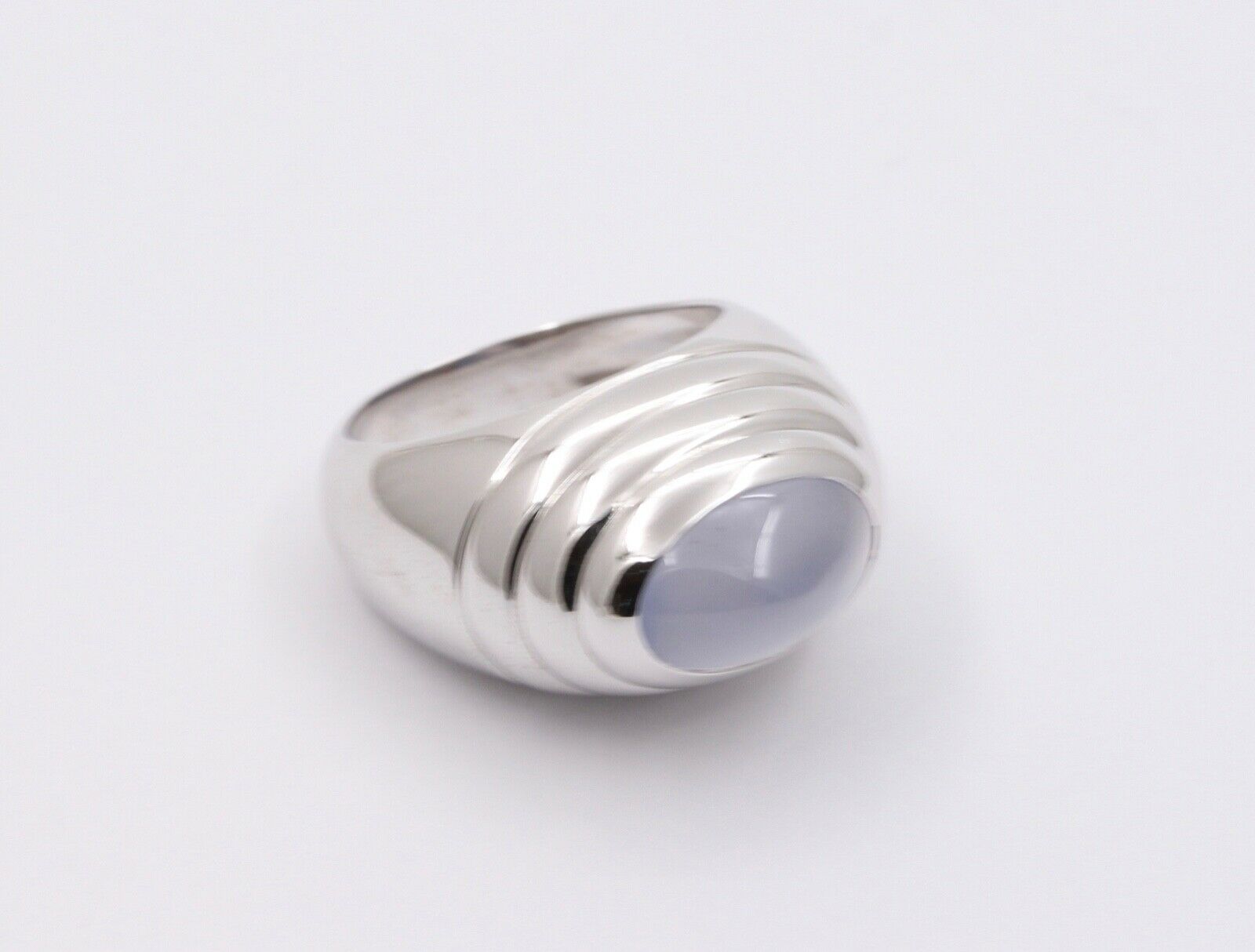 Boucheron Blue Chalcedony 18K White Gold Vintage Ring