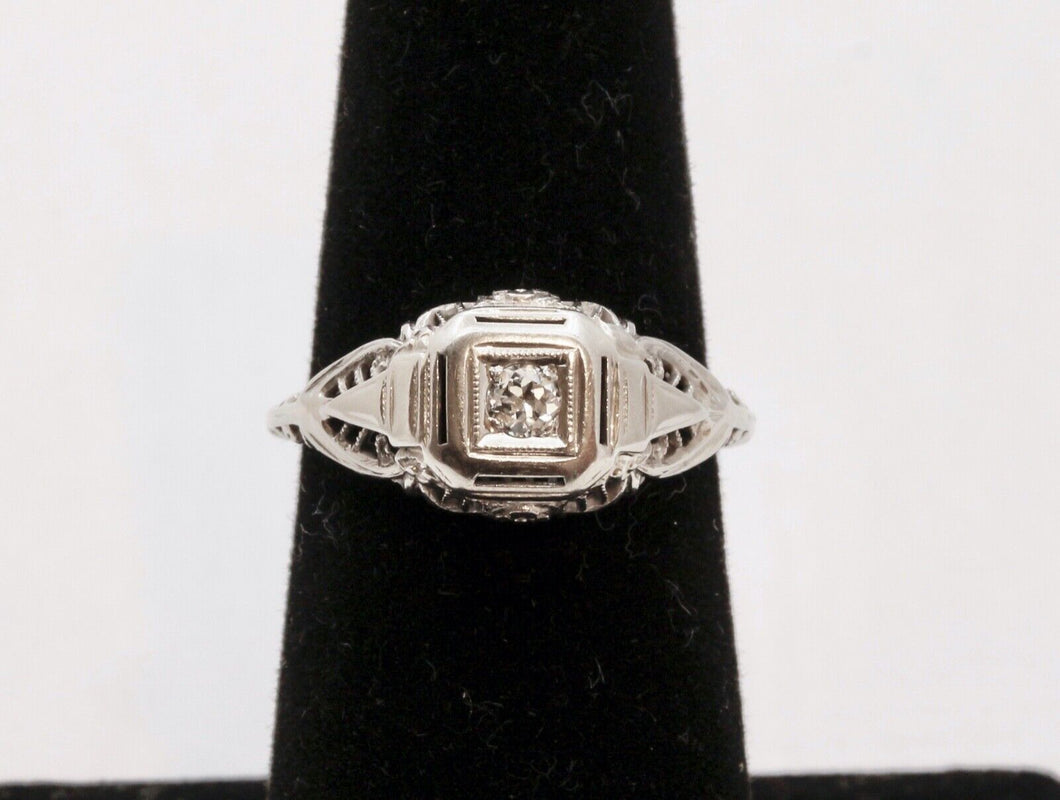 Art Deco Diamond 18K White Gold Ring