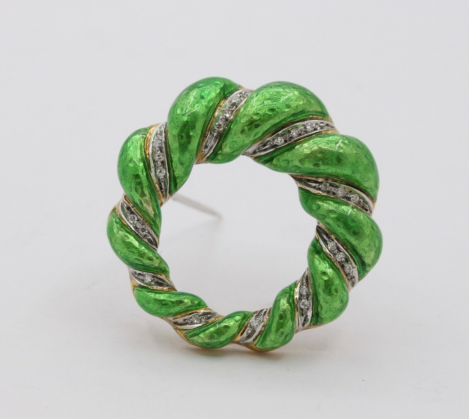 Vintage Ladies 18K Yellow White Gold Green Enamel Brooch Pin