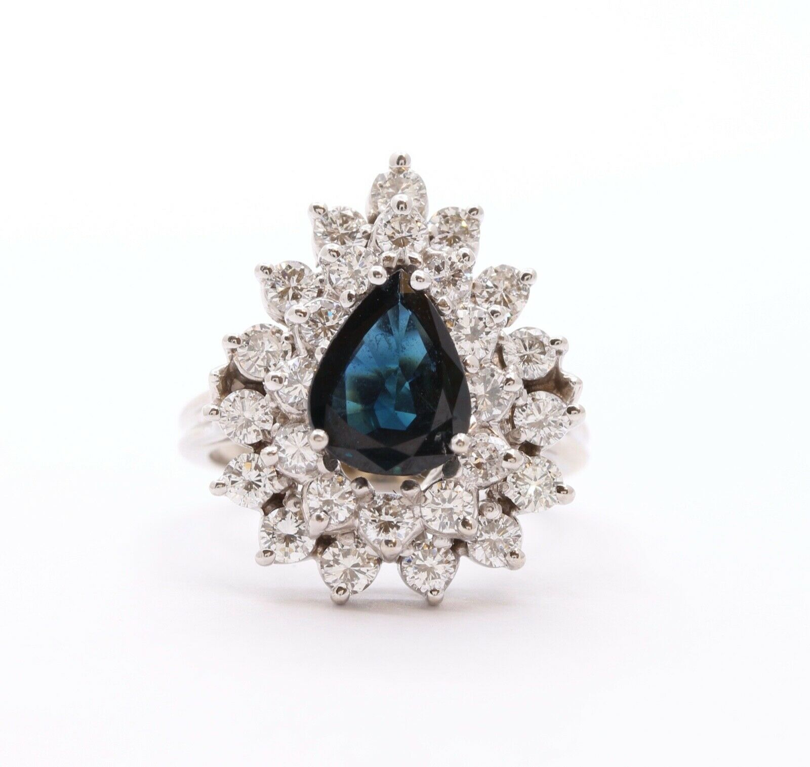 Elegant Blue Sapphire and Diamonds 14K White Gold Ring