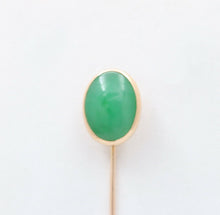 Load image into Gallery viewer, Vintage Jade 14K Yellow Gold Stick Pin
