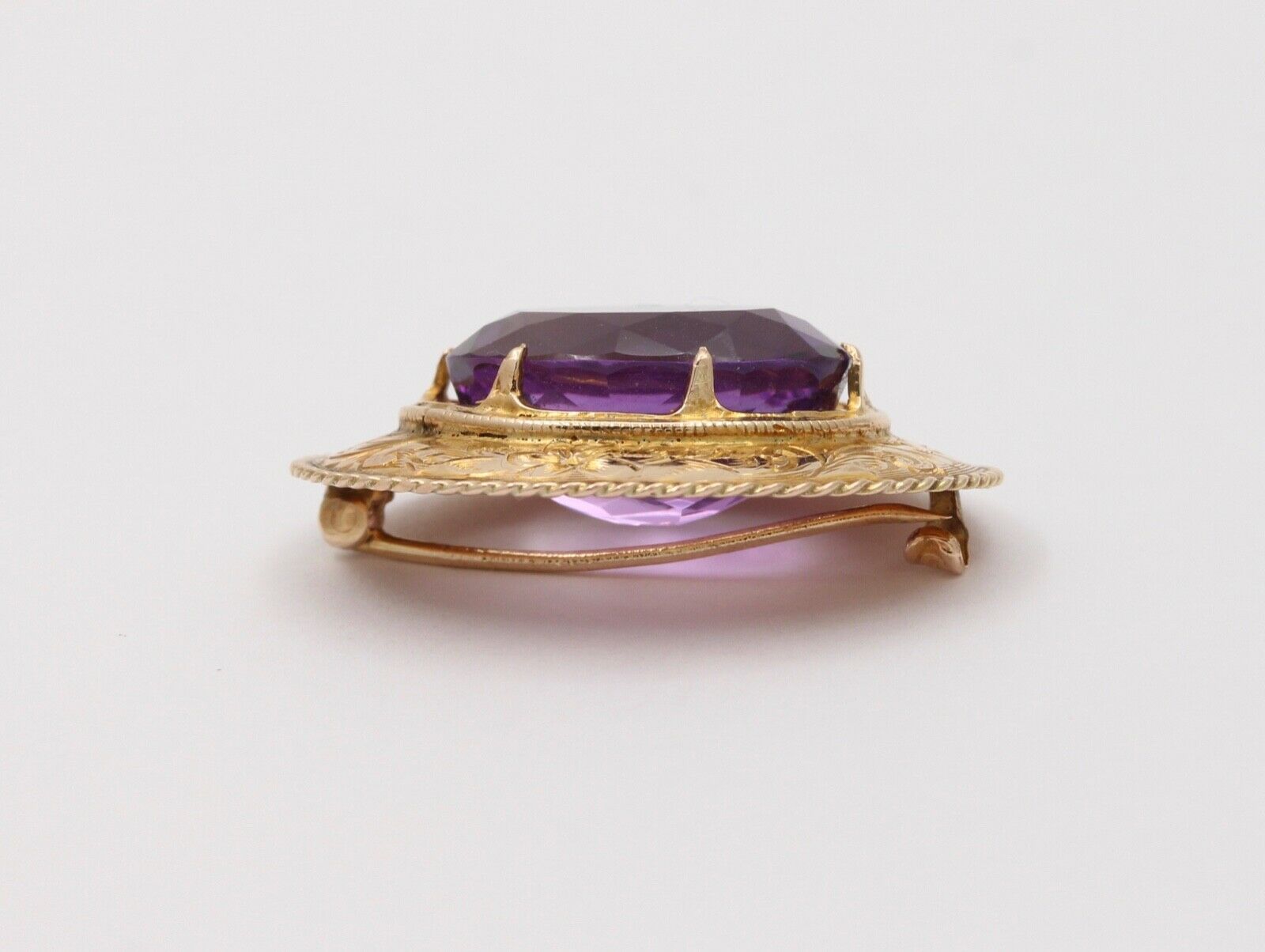 Victorian Revival Oval Amethyst 14K Yellow Gold Brooch Pin