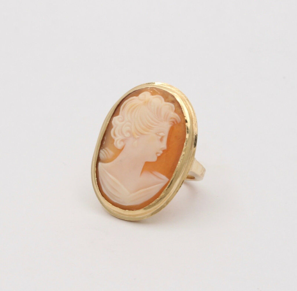 Victorian Style Large Cameo 14K Yellow Gold Ring