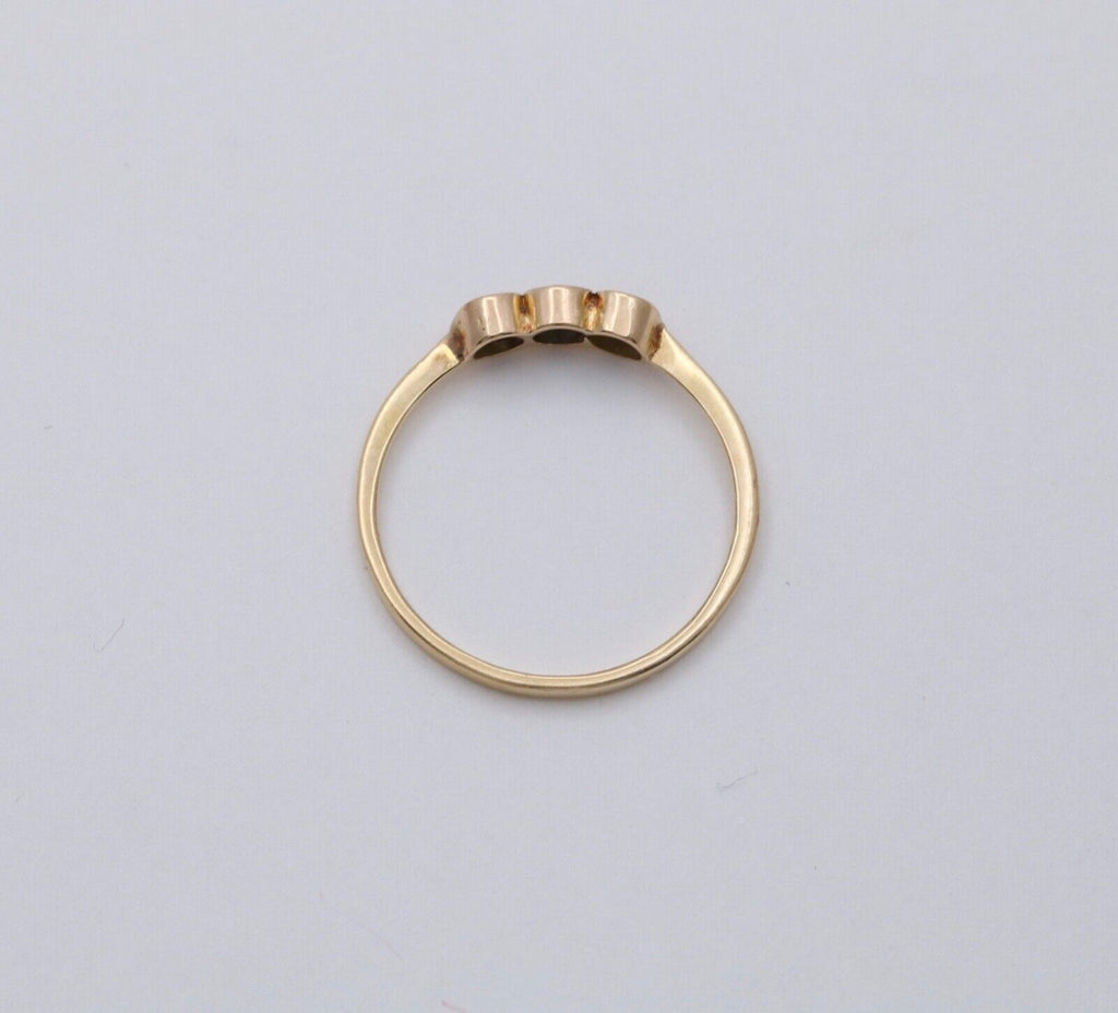 Vintage 14K Yellow Gold Sapphire Three Stone Ring Band