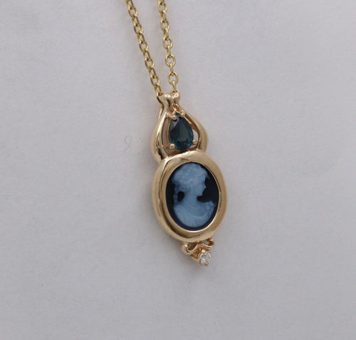Vintage 14K Yellow Gold Black Cameo & Sapphire Pendant