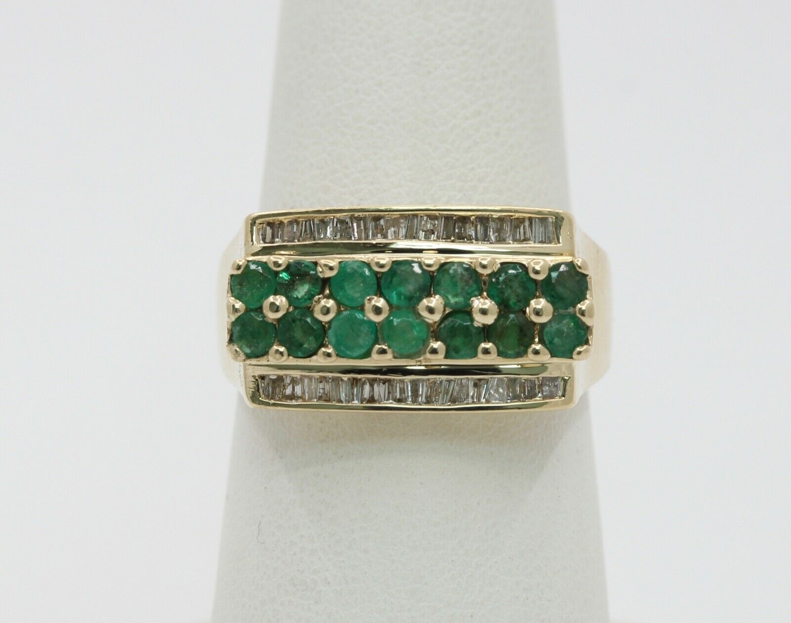 Vintage 14K Yellow Gold Emeralds Diamonds Unisex Ring