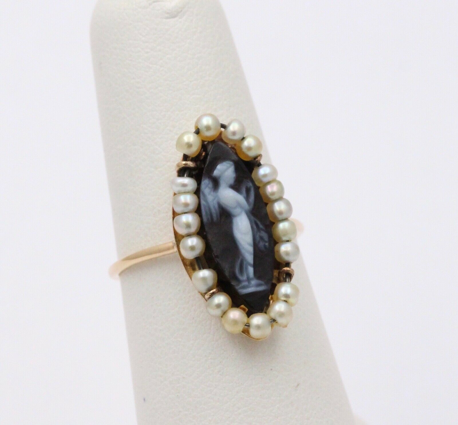 Victorian Navette Cameo Agate Natural Pearls 14K Yellow Gold Ring