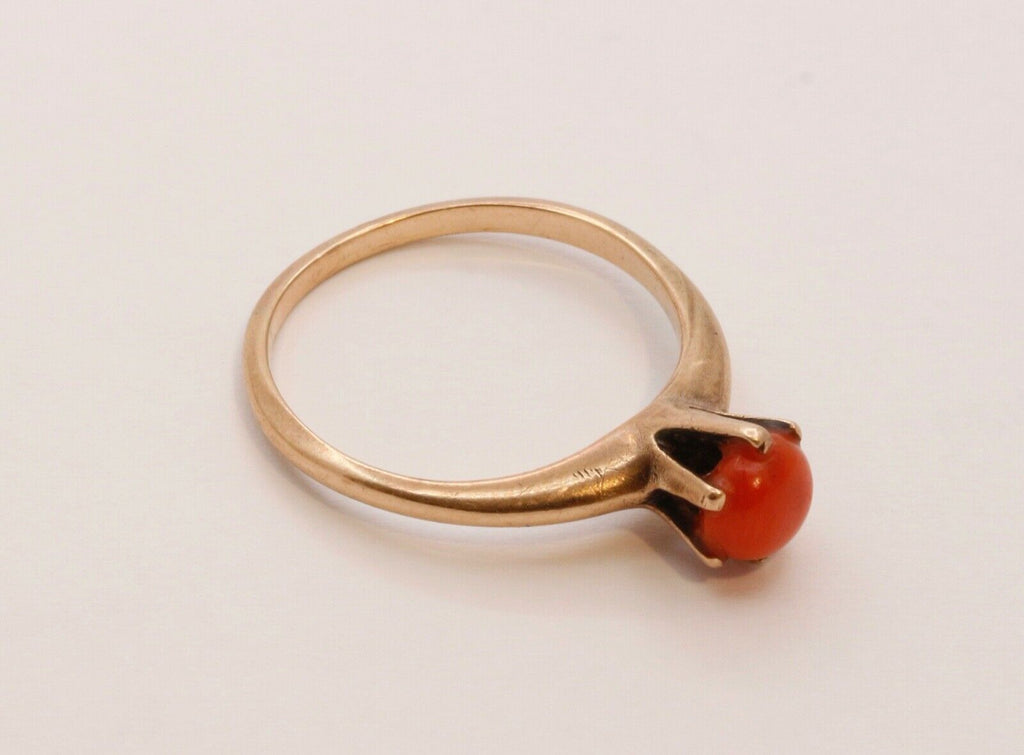 Victorian Ladies Natural Coral 14K Yellow Gold Ring
