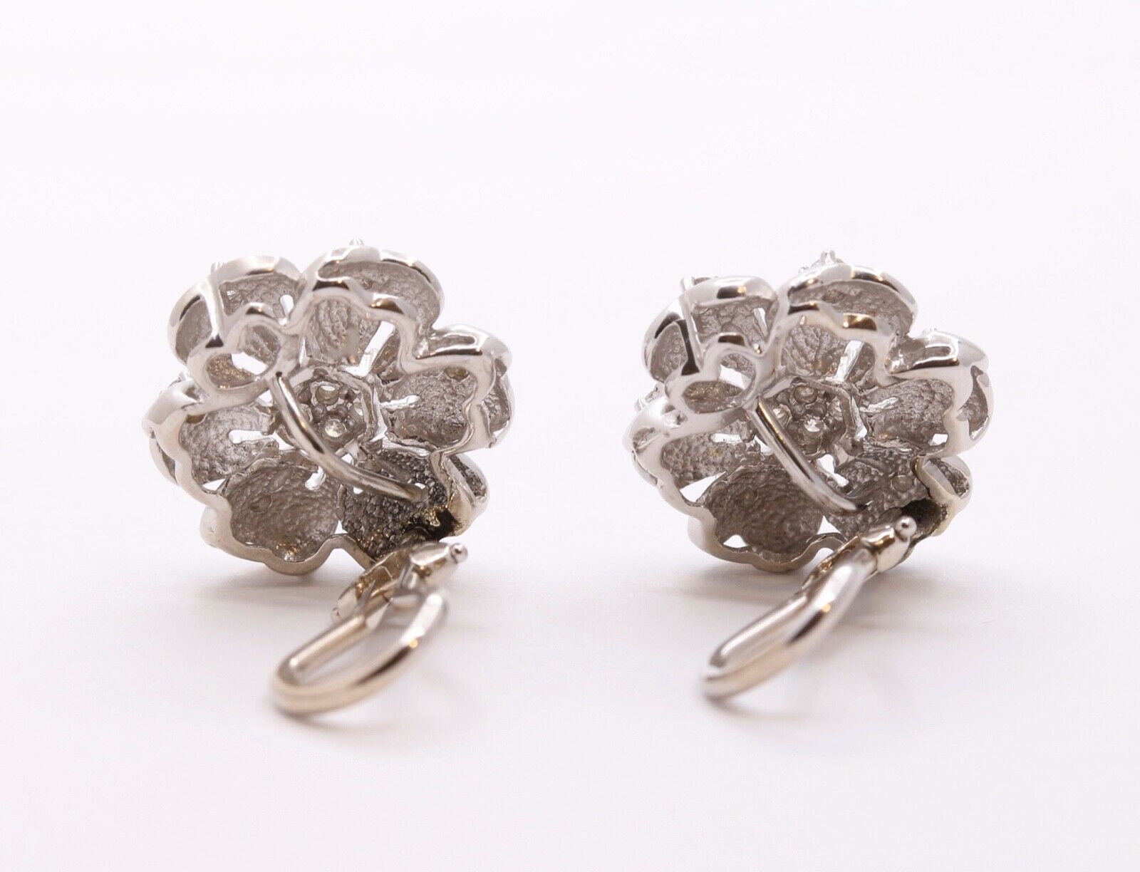 Lovely Vintage Summer 14K White Gold Diamonds Earrings