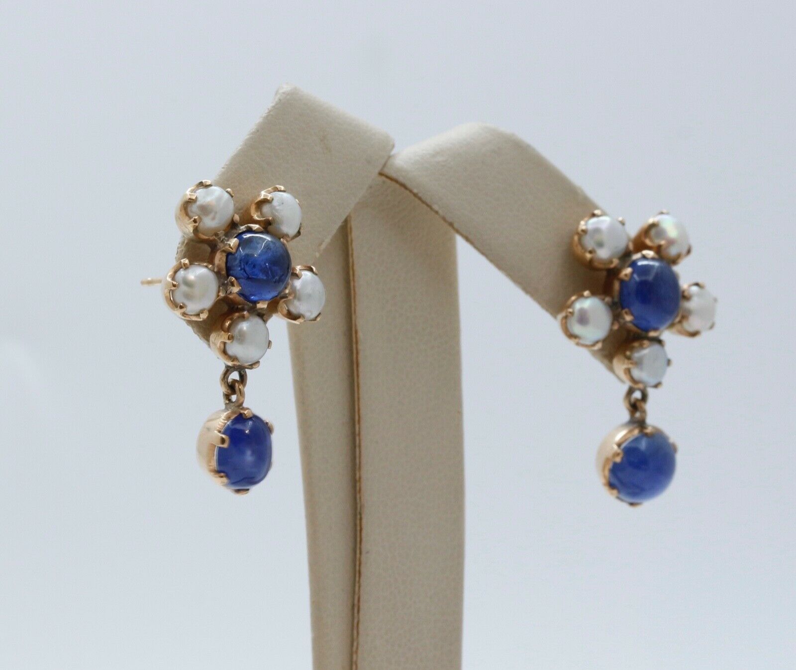 Beautiful Cabochon Sapphires Cultured Pearl 14K Yellow Gold Earrings