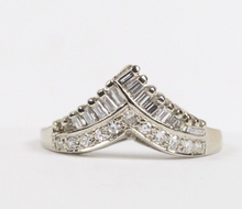 Load image into Gallery viewer, Vintage 14K White Gold &quot;V&quot; Shaped Wedding Band With Diamonds
