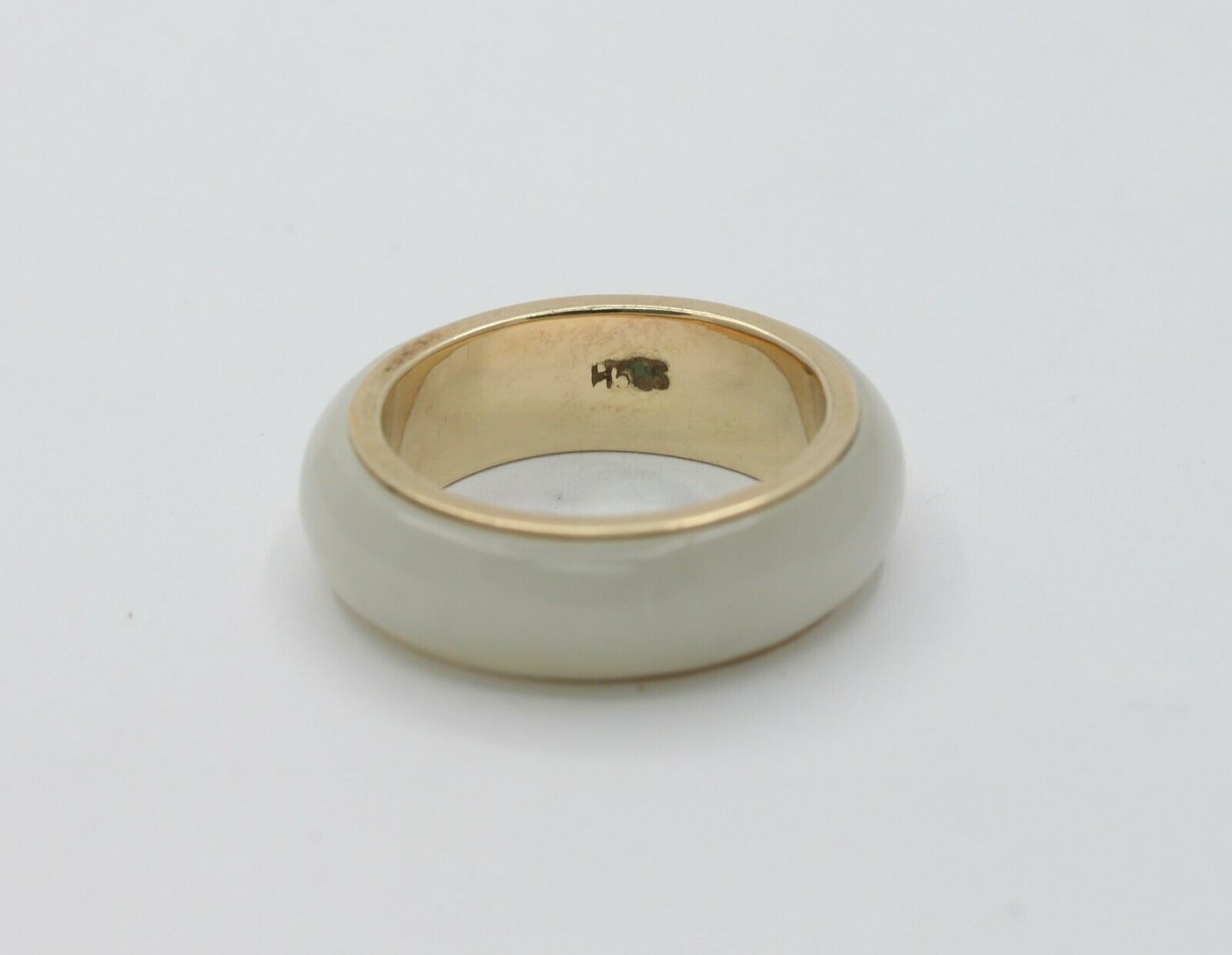 Vintage 14K Yellow Gold Jade Band
