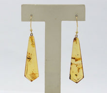 Load image into Gallery viewer, Vintage Ladies Italian Amber 18K Yellow Gold Earrings
