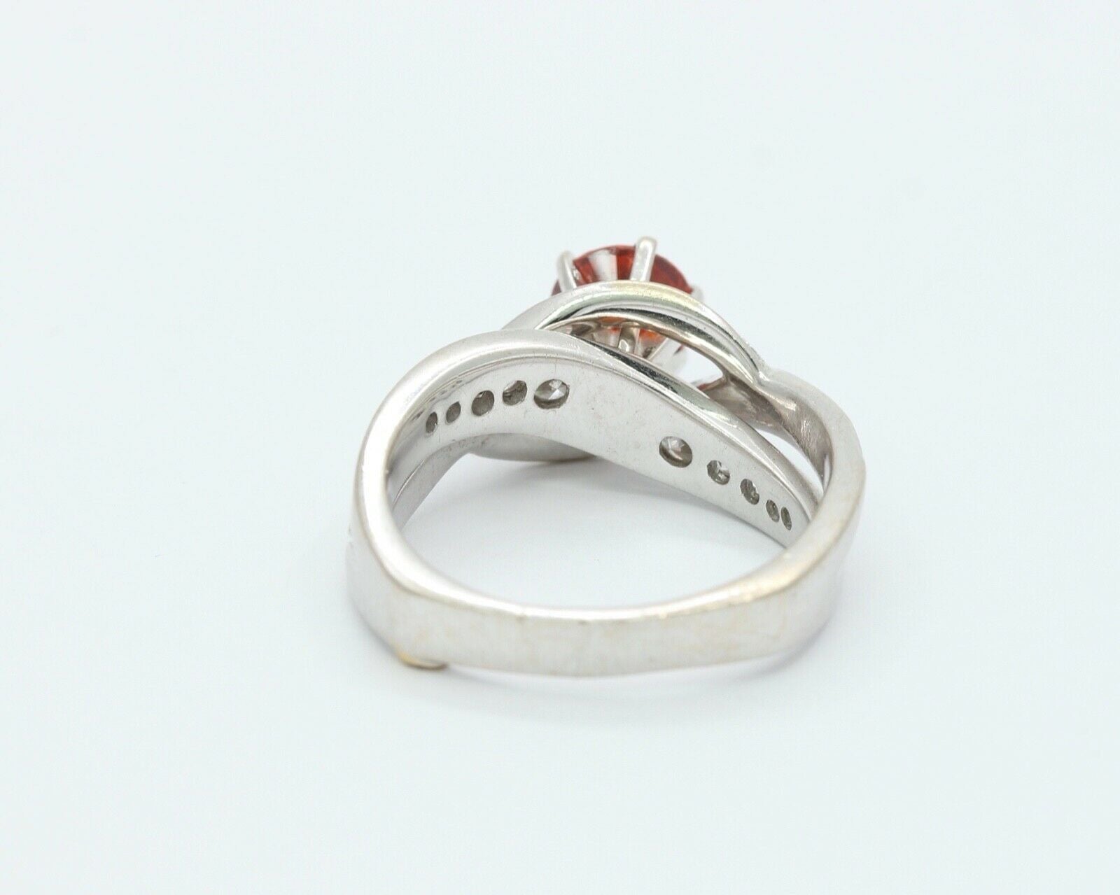 Vintage Ladies Spessartite Garnet Diamonds 18K White Gold Ring
