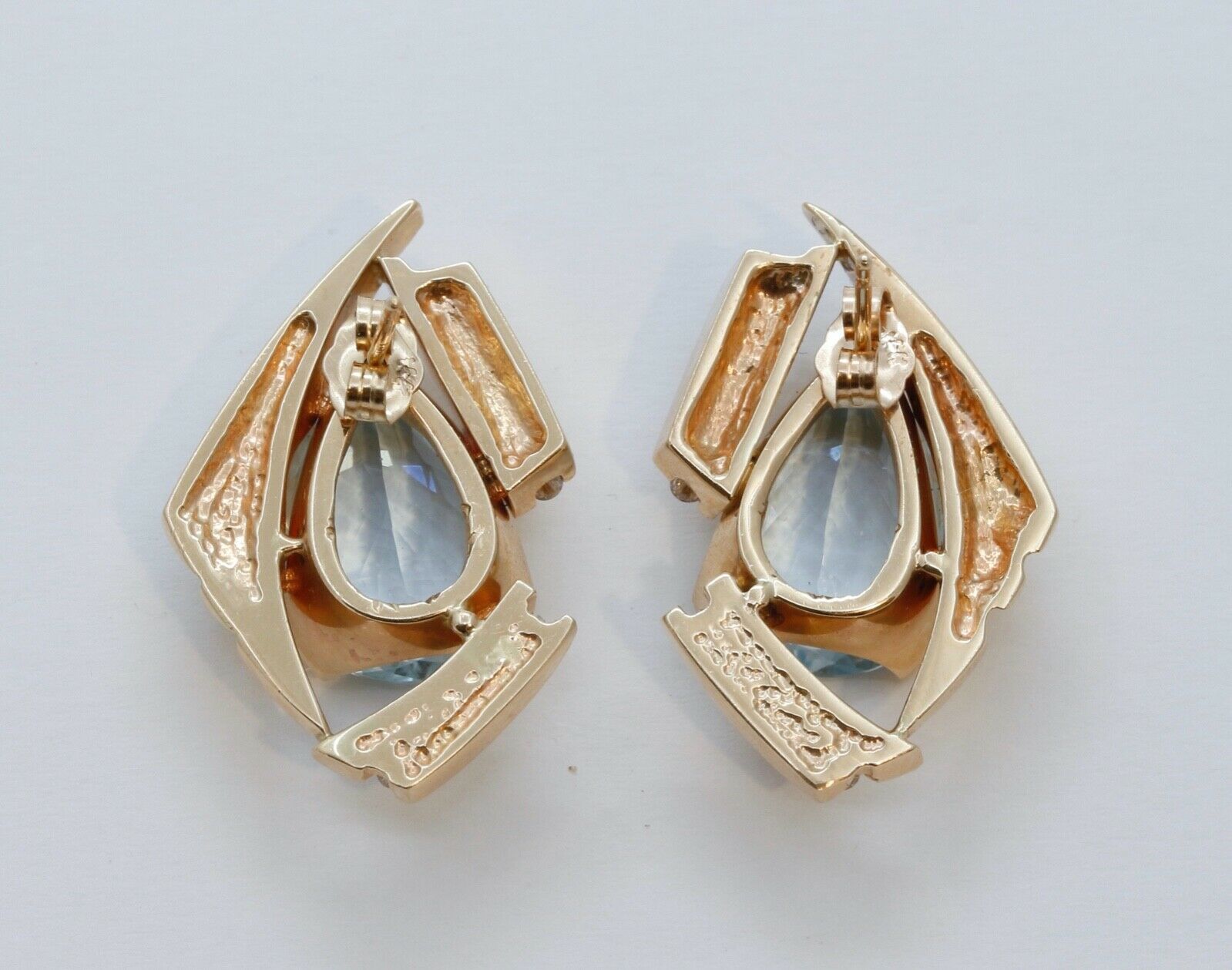 Luxury Earrings!!!! Large Pear Aquamarines Diamonds 14K Yellow Gold Earrings
