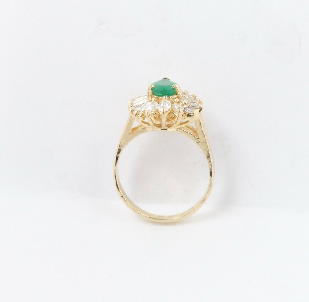 Vintage Diamond and Emerald Ladies Cluster Ring
