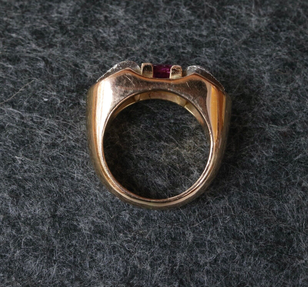 Retro 1940’s Pink Sapphire and Diamond 18K Yellow Gold Ring