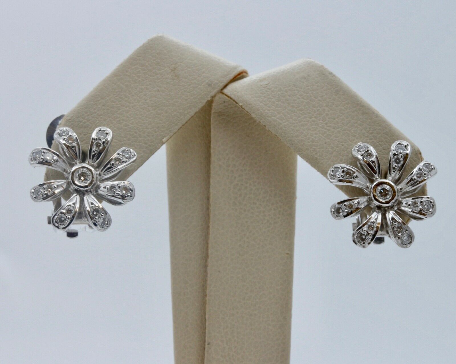 Vintage Flower Diamonds 14K White Gold Earrings