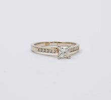 Load image into Gallery viewer, Vintage 18K Gold Princess Cut Diamond 18K WG Platinum Engagement Ring Band
