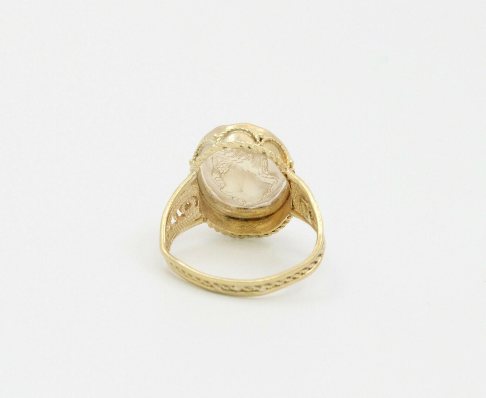 Vintage 14K Yellow Gold Crystal Cameo Ring