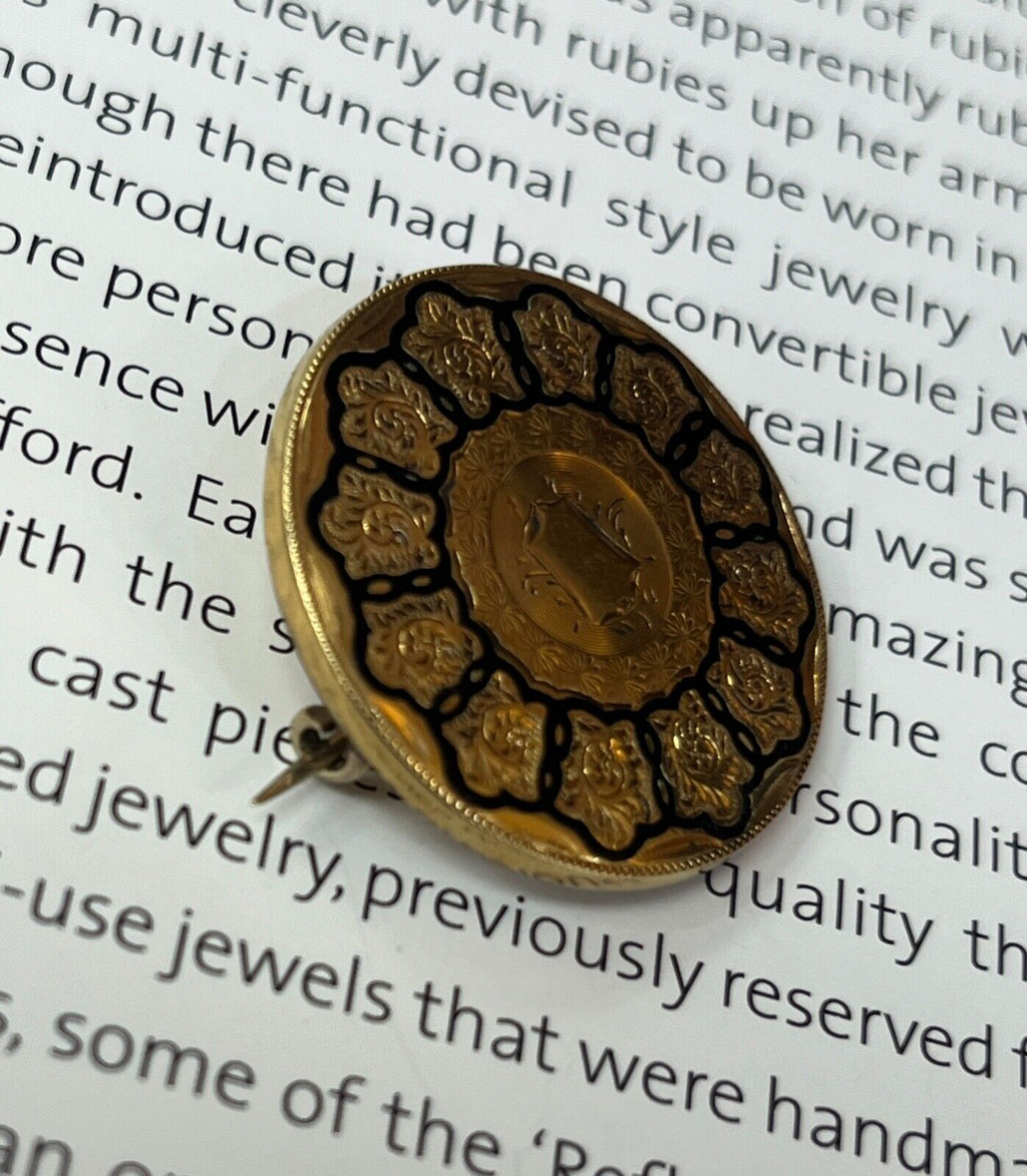 Antique 18K Yellow Gold Circle Enamel Black Brooch